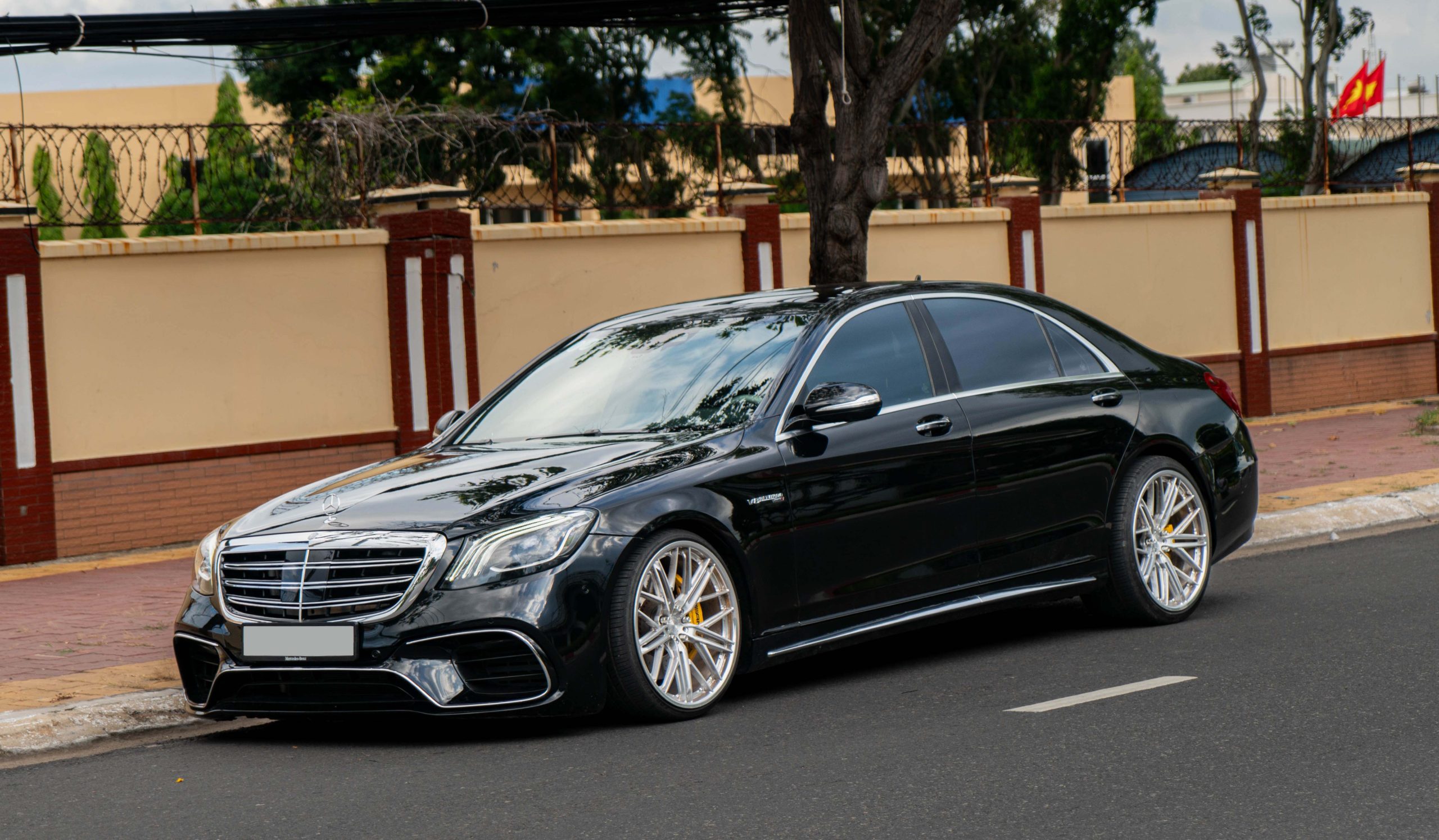 Mercedes-Benz S500 nâng cấp Phuộc hơi AirBFT